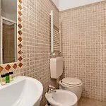 בית הארחה Art Palace - Residenza Giardini 3*