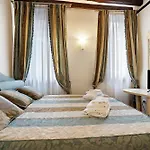 Art Palace - Residenza Giardini 3*