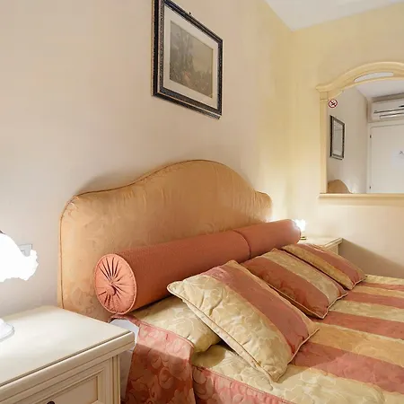 Art Palace - Residenza Giardini 3* Venedig