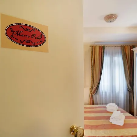 Gæstehus Art Palace - Residenza Giardini Venedig