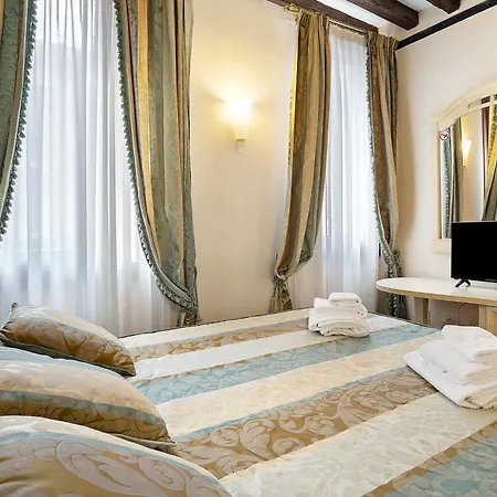 Art Palace - Residenza Giardini 3* Venedig