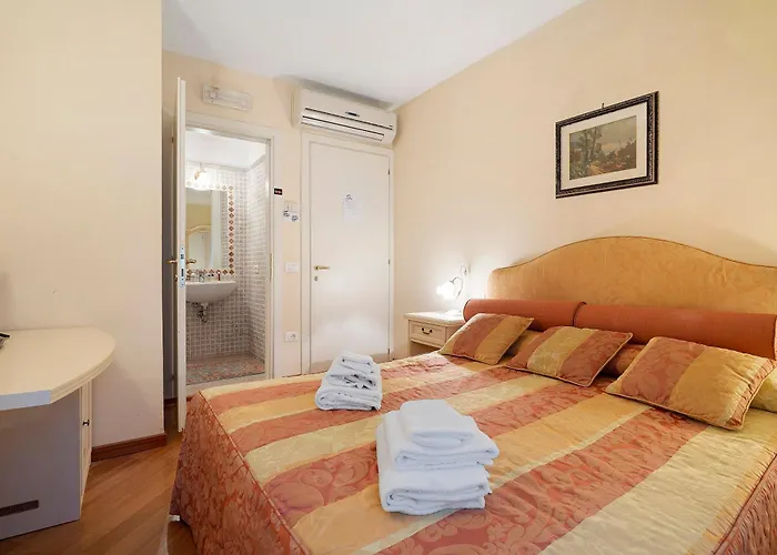 بيت ضيافة Art Palace - Residenza Giardini البندقية