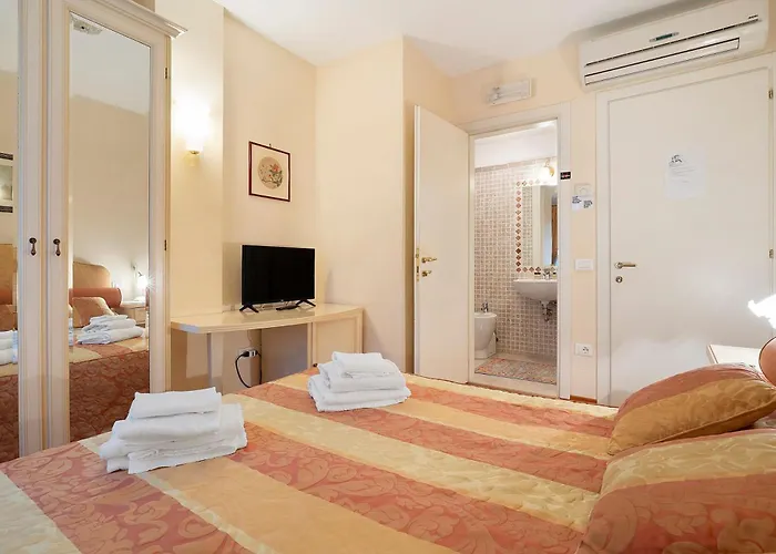 Art Palace - Residenza Giardini بيت ضيافة البندقية