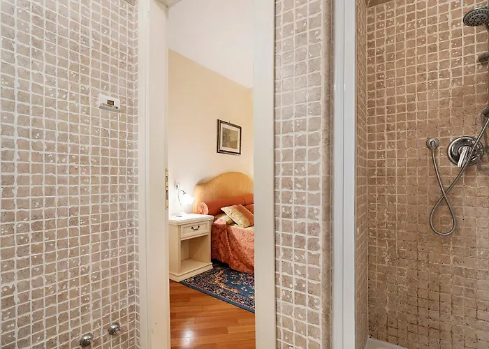 بيت ضيافة Art Palace - Residenza Giardini 3*