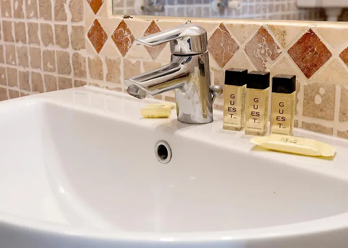 Art Palace - Residenza Giardini 3*