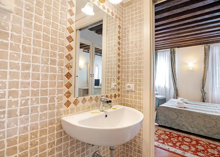 Art Palace - Residenza Giardini 3*
