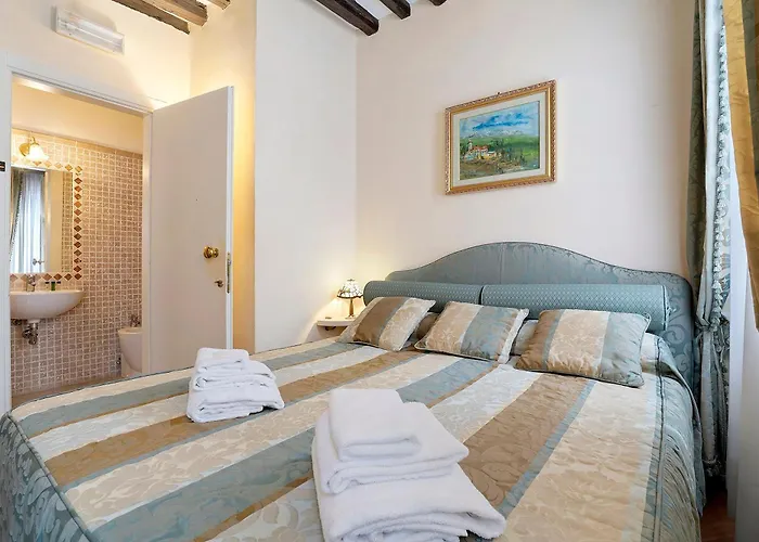 بيت ضيافة Art Palace - Residenza Giardini