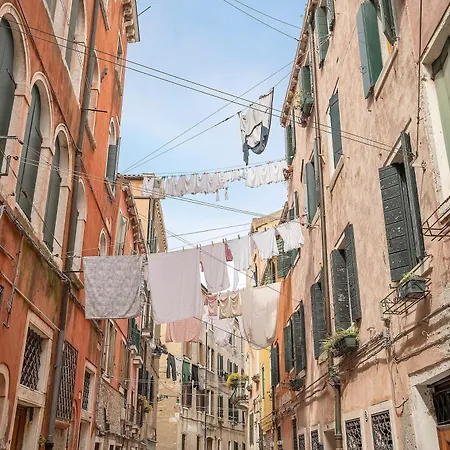 Gæstehus Art Palace - Residenza Giardini Venedig