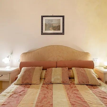 Art Palace - Residenza Giardini 3*